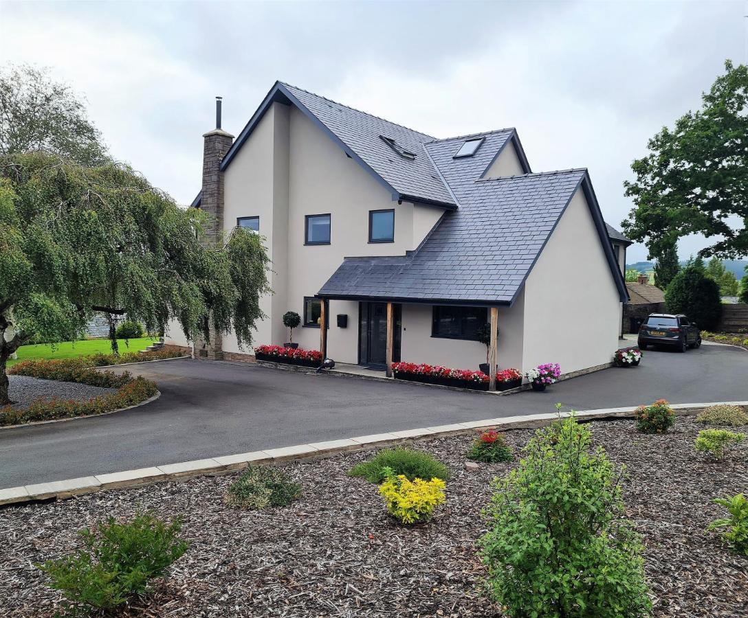 Camden Lodge B&B And Cottage Brecon Exterior foto